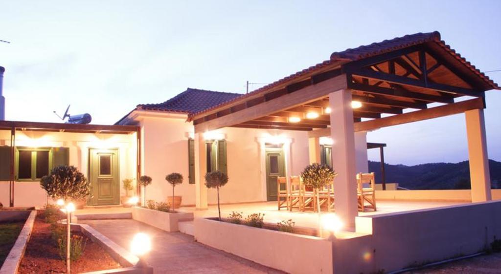Augusta Country House Deres Luaran gambar
