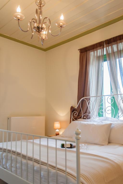 Augusta Country House Deres Luaran gambar