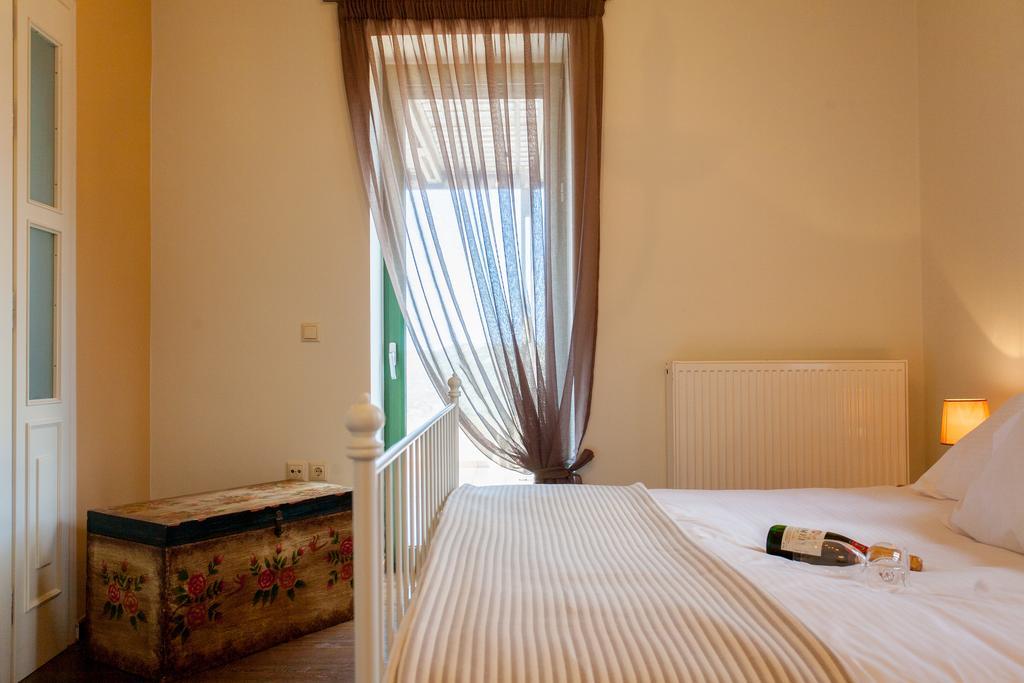 Augusta Country House Deres Luaran gambar