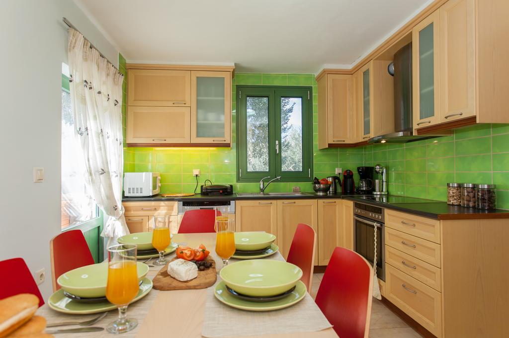 Augusta Country House Deres Luaran gambar