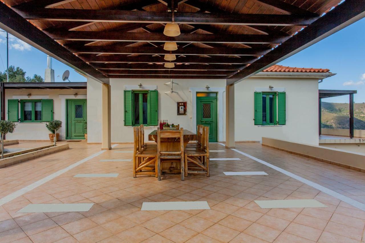 Augusta Country House Deres Luaran gambar
